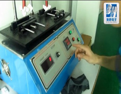 硅膠按鍵耐磨有多強(qiáng)讓RCE紙帶耐磨儀說(shuō)了算